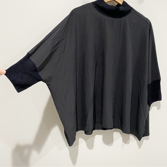 ATHLETA Black Insights Mock Neck Top Oversized Neutral Minimalist Modern Size XS - Picture 3 of 10